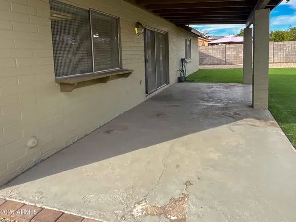 $2,200 | 16811 North 32nd Avenue, Phoenix, AZ 85053