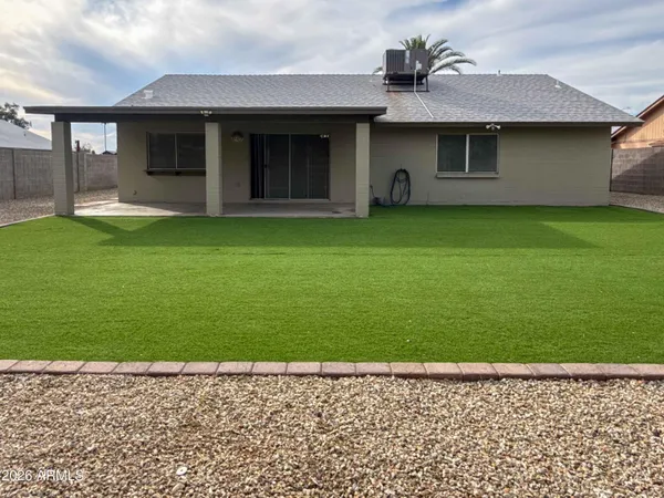 $2,200 | 16811 North 32nd Avenue, Phoenix, AZ 85053