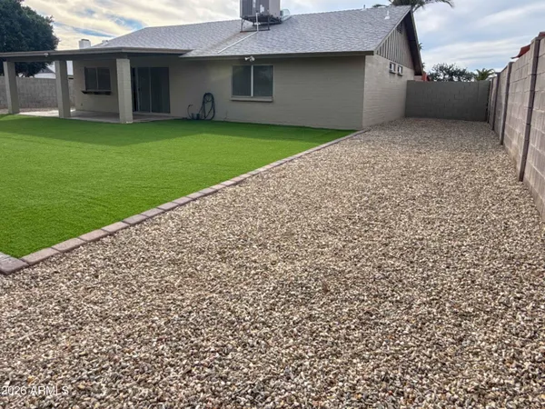 $2,200 | 16811 North 32nd Avenue, Phoenix, AZ 85053