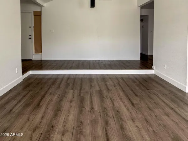 $2,200 | 16811 North 32nd Avenue, Phoenix, AZ 85053