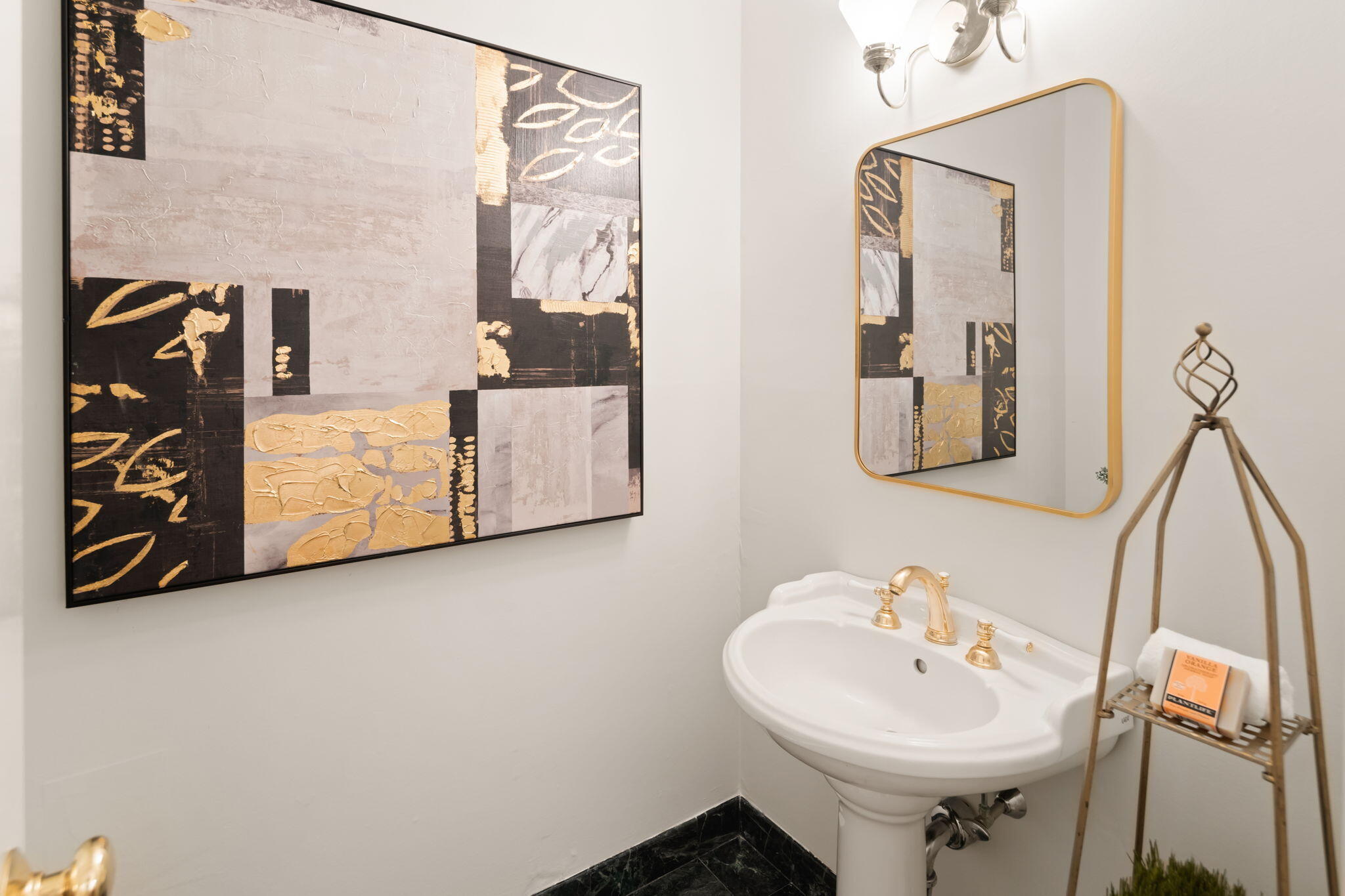 578 Valley Road New Canaan, CT 06840 - Photo 21 of 42 62-web-or-mls-DSC02726