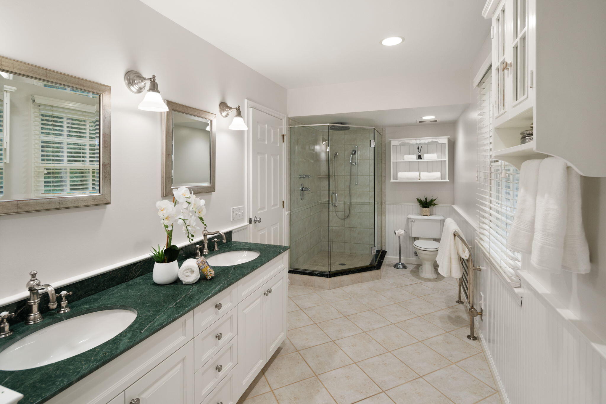 578 Valley Road New Canaan, CT 06840 - Photo 26 of 42 92-web-or-mls-DSC02903