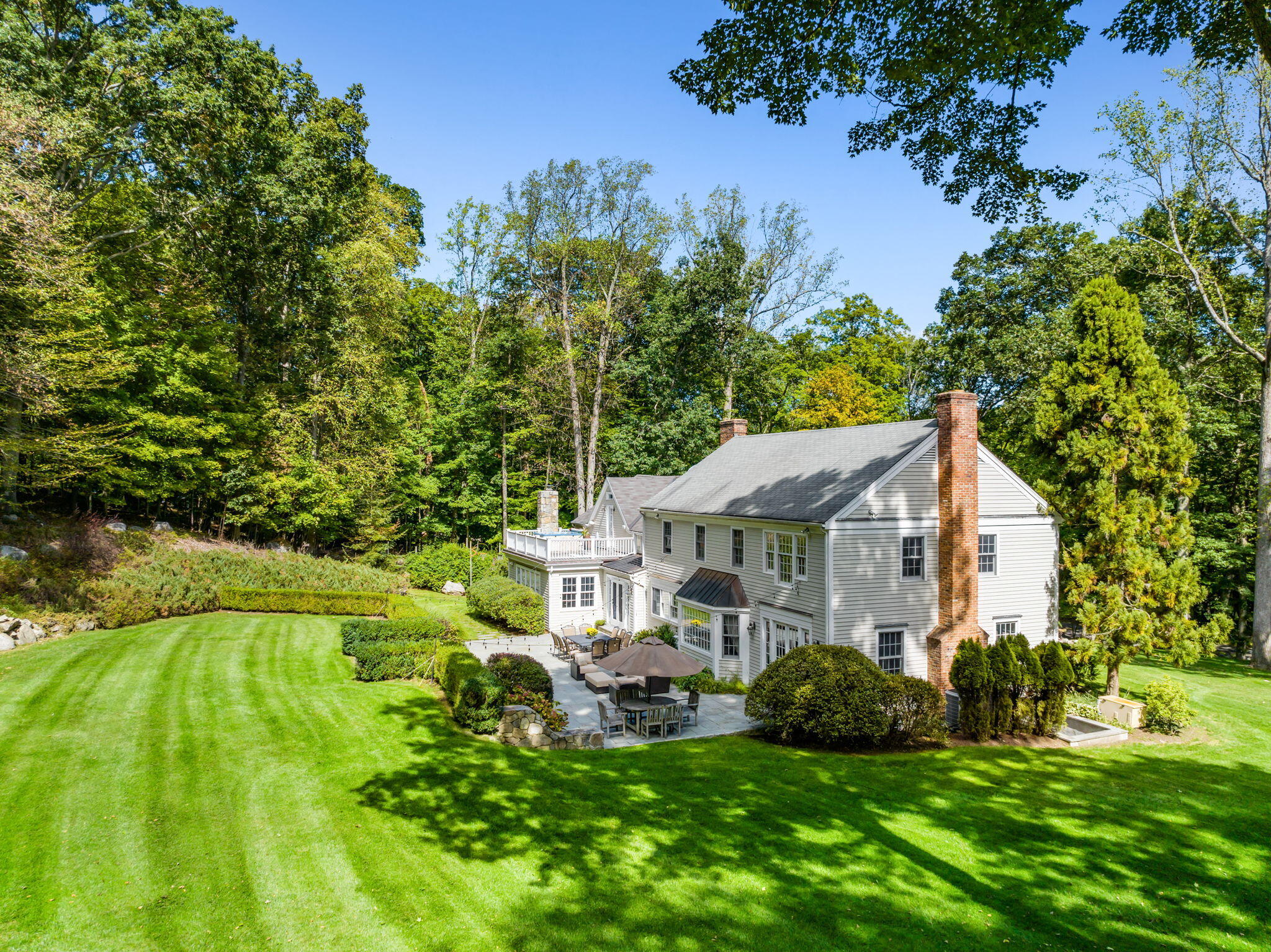 578 Valley Road New Canaan, CT 06840 - Photo 38 of 42 29-web-or-mls-DJI_0725