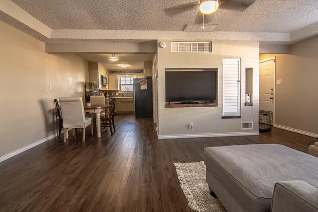 $1,175 | 5201 18th Street, Unit A, Lubbock, TX 79416