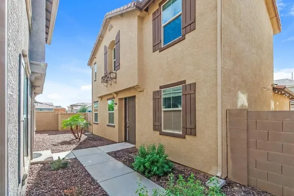 $2,335 | 495 North Ranger Trail, Gilbert, AZ 85234