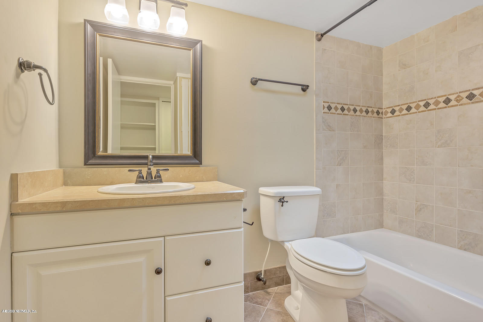 7022 Holiday Road North Jacksonville, FL 32216 - Photo 11 of 33 12_IMG_0712_mls
