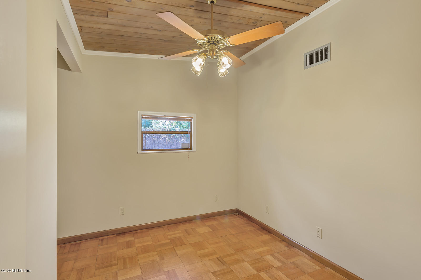 7022 Holiday Road North Jacksonville, FL 32216 - Photo 12 of 33 13_IMG_0717_mls