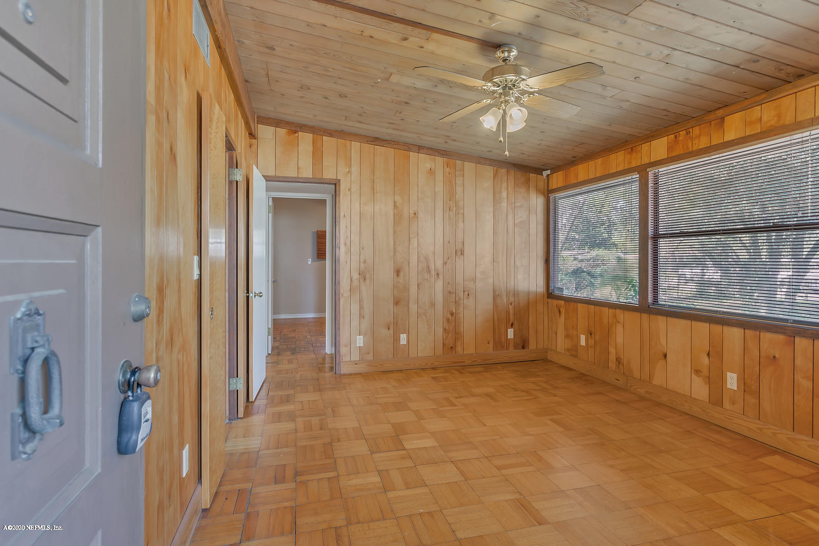 7022 Holiday Road North Jacksonville, FL 32216 - Photo 5 of 33 05_IMG_0677_mls