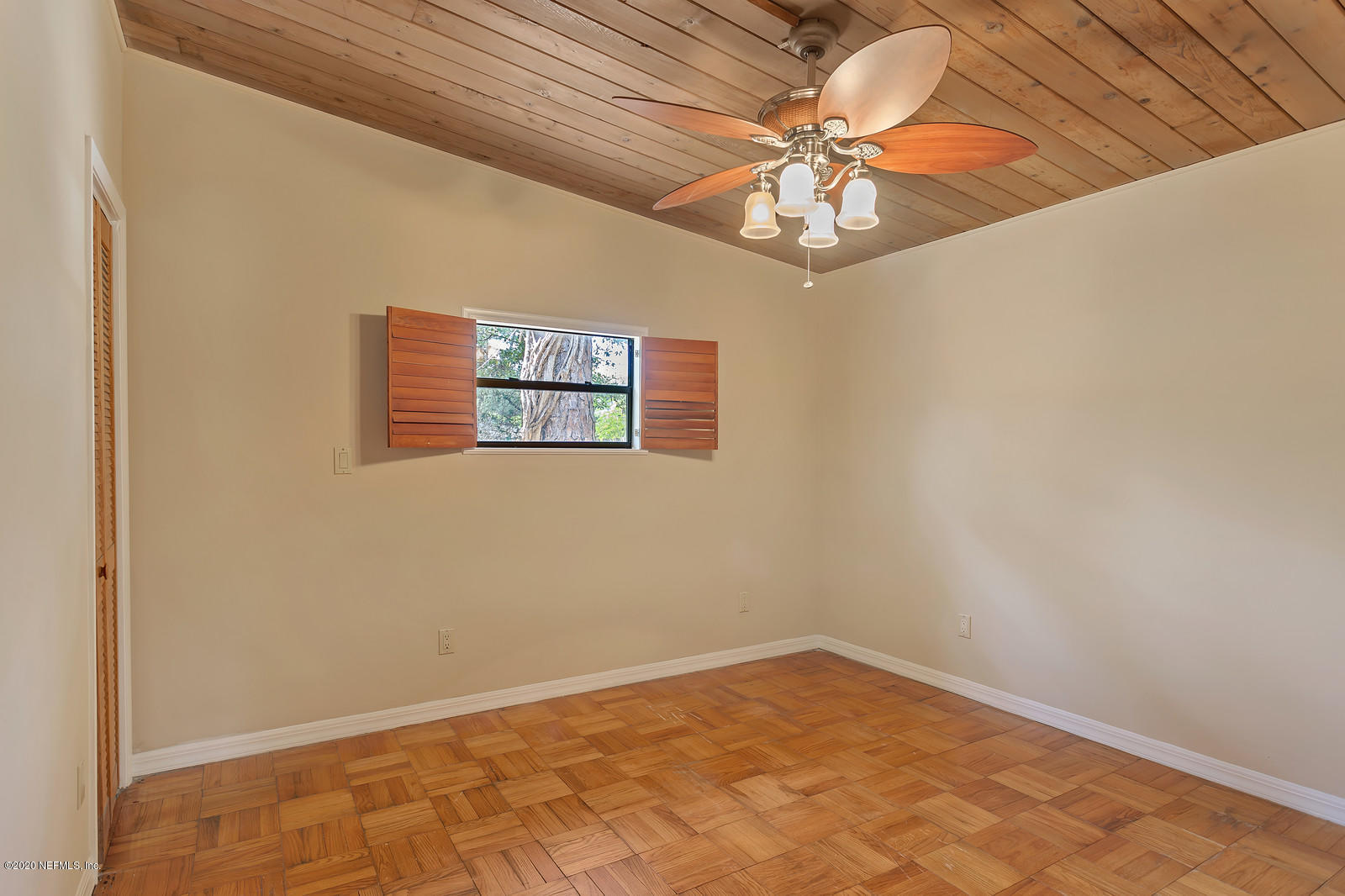 7022 Holiday Road North Jacksonville, FL 32216 - Photo 7 of 33 08_IMG_0692_mls
