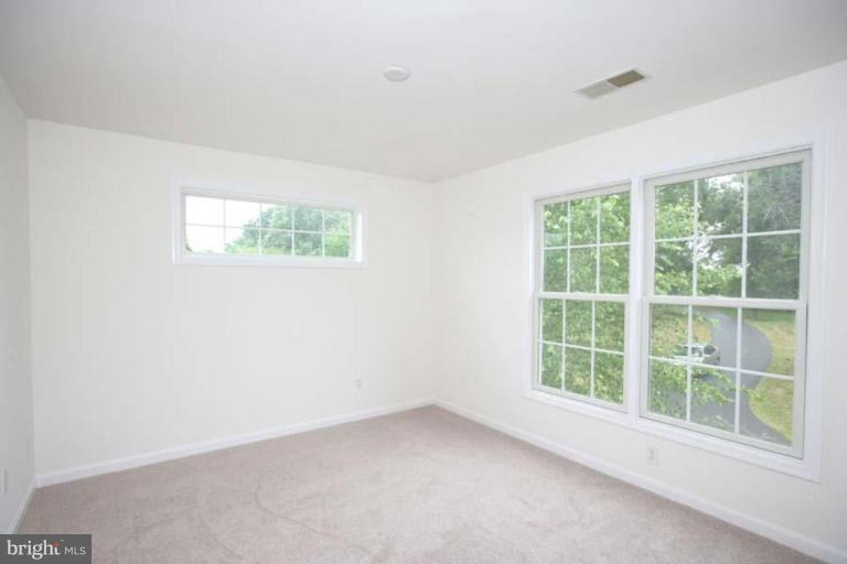 6620 Sundown Road Gaithersburg, MD 20882 - Photo 8 of 26 Bedroom #2