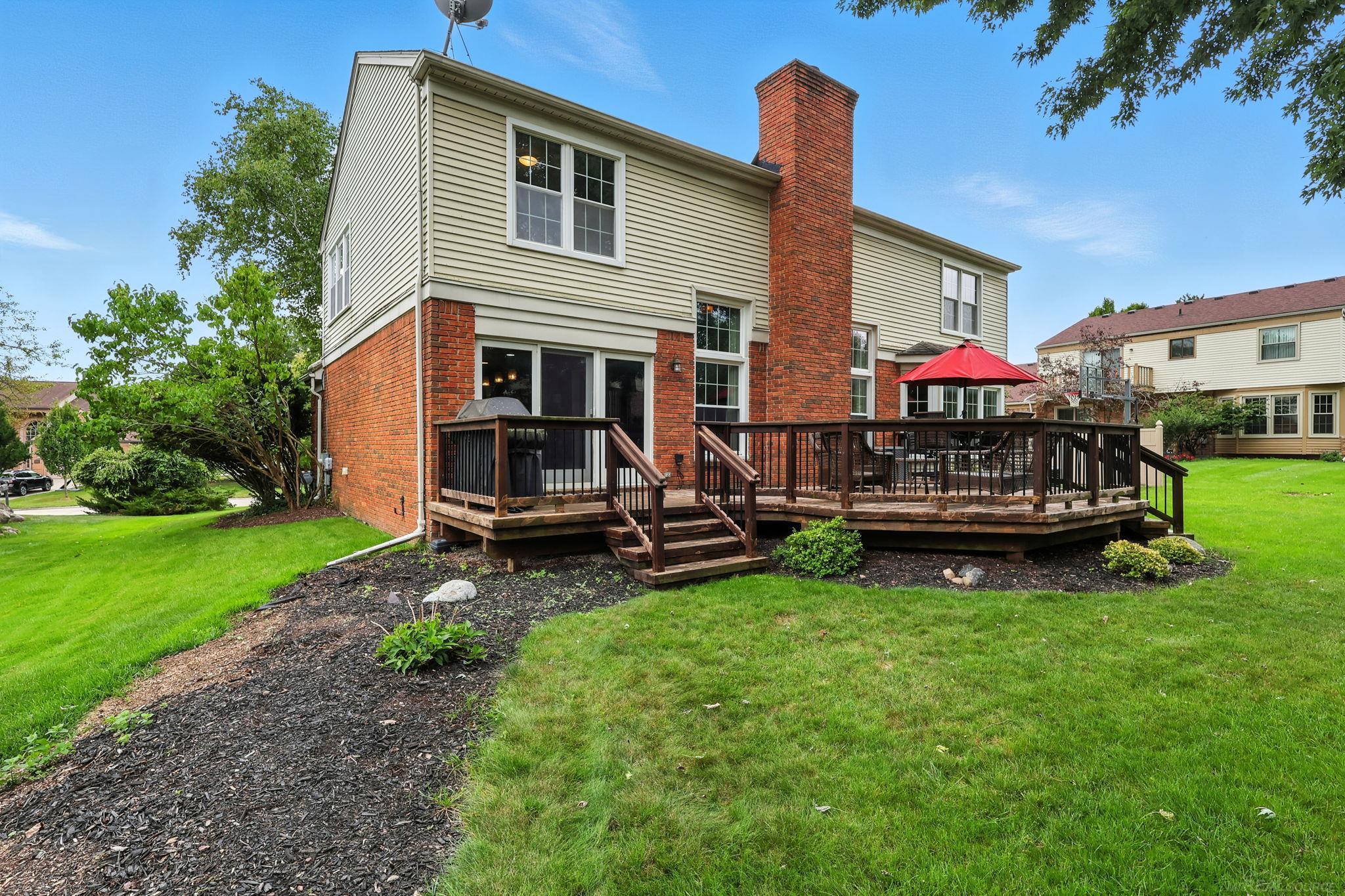 2208 Chippenham Chase Rochester Hills, MI 48306 - Photo 30 of 31
