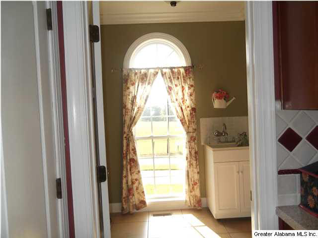 6140 South Butler Road Bessemer, AL 35022 - Photo 14 of 32