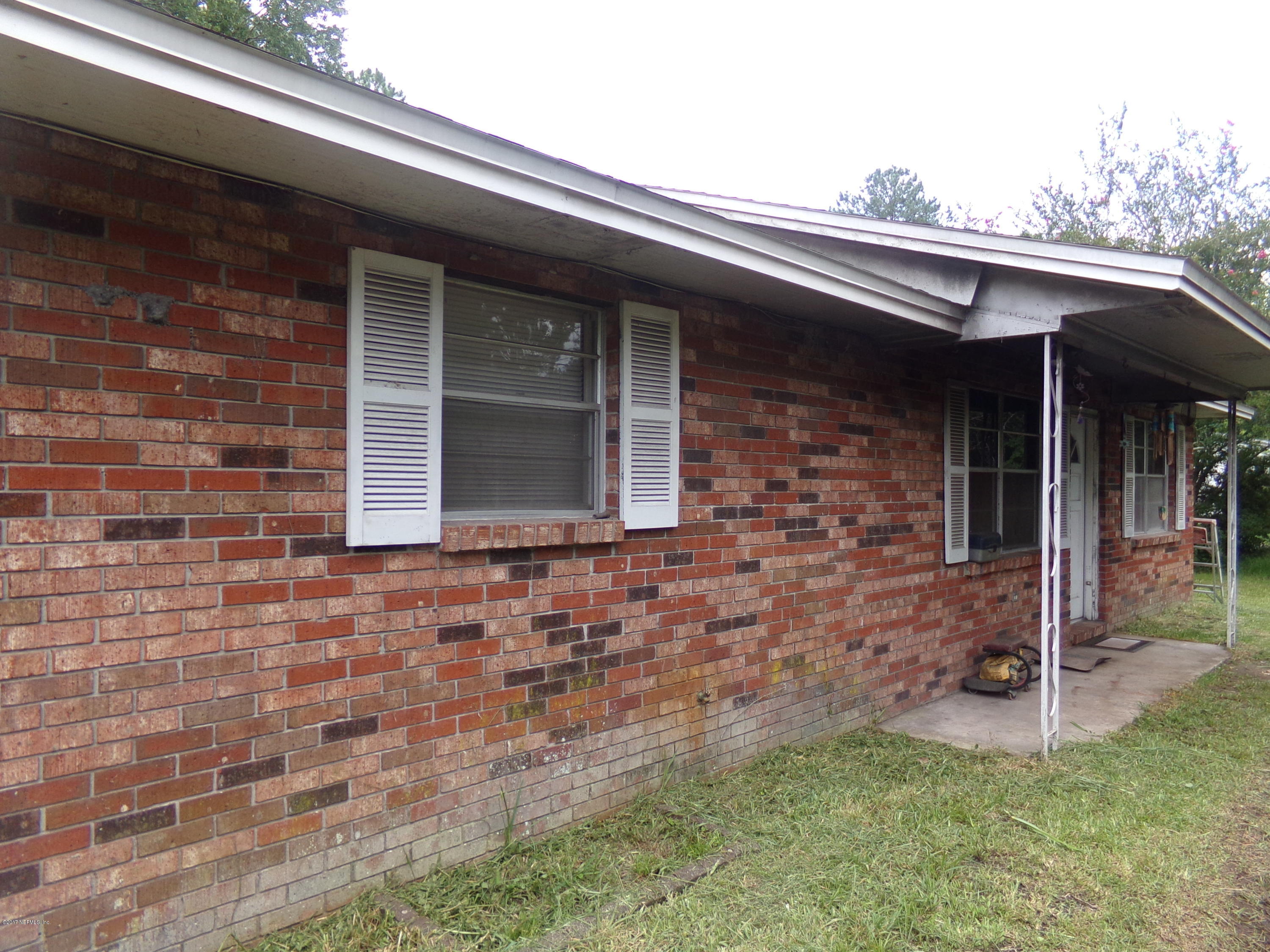 8189 Ivey Hodges Road Macclenny, FL 32063 - Photo 2 of 21 Front view of home