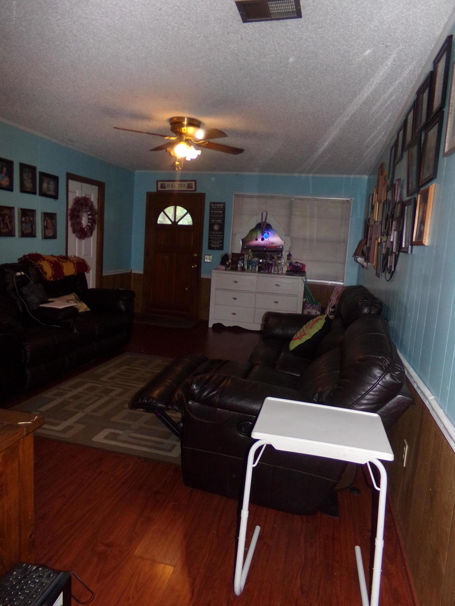 8189 Ivey Hodges Road Macclenny, FL 32063 - Photo 7 of 21 Living area