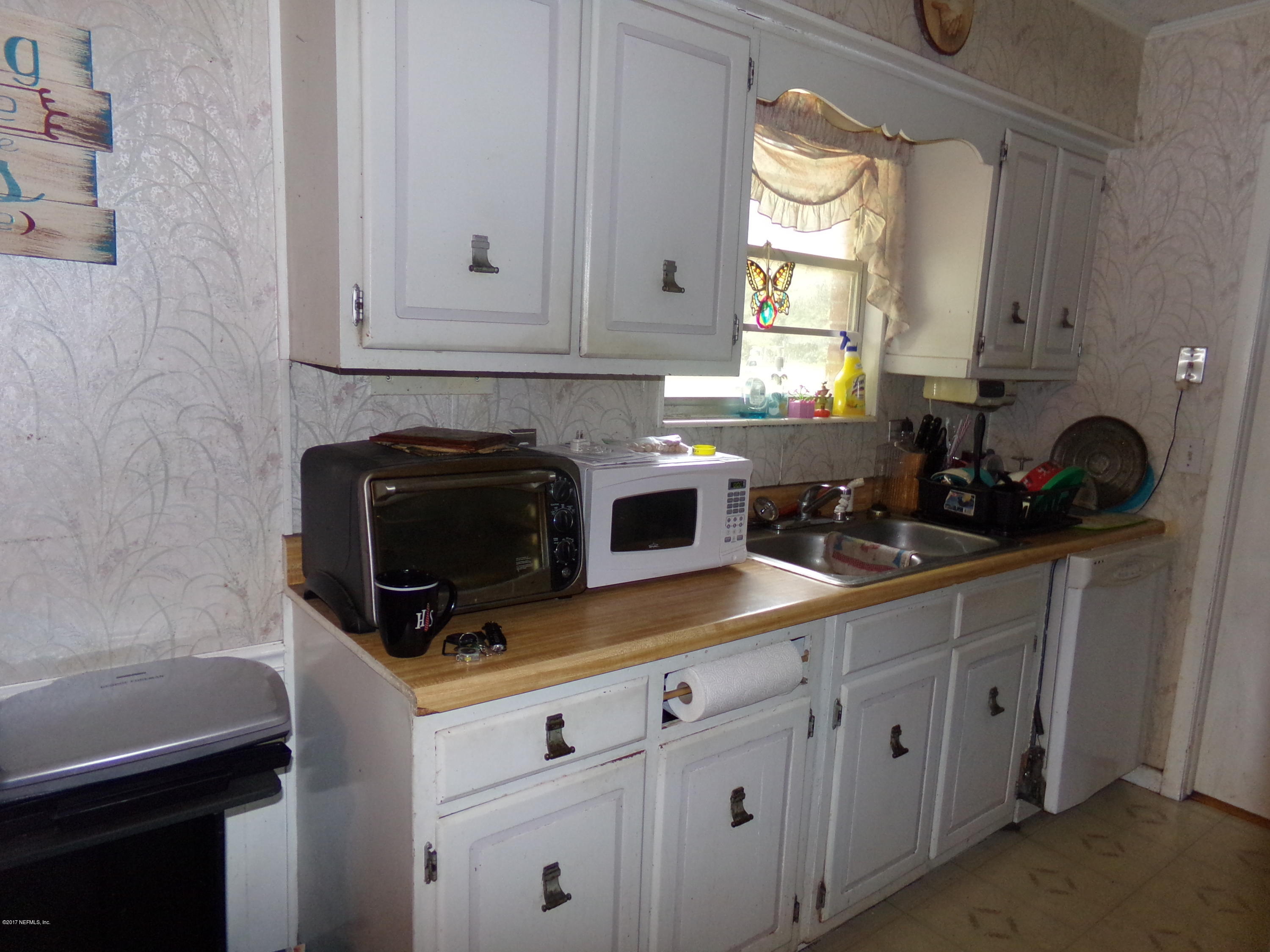 8189 Ivey Hodges Road Macclenny, FL 32063 - Photo 8 of 21 Kitchen