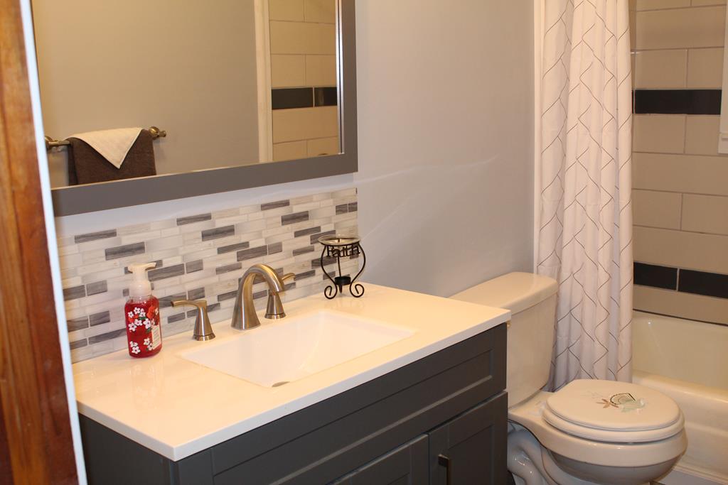 27 Mount Olivet Road Fries, VA 24330 - Photo 17 of 31 Gallery Image 17