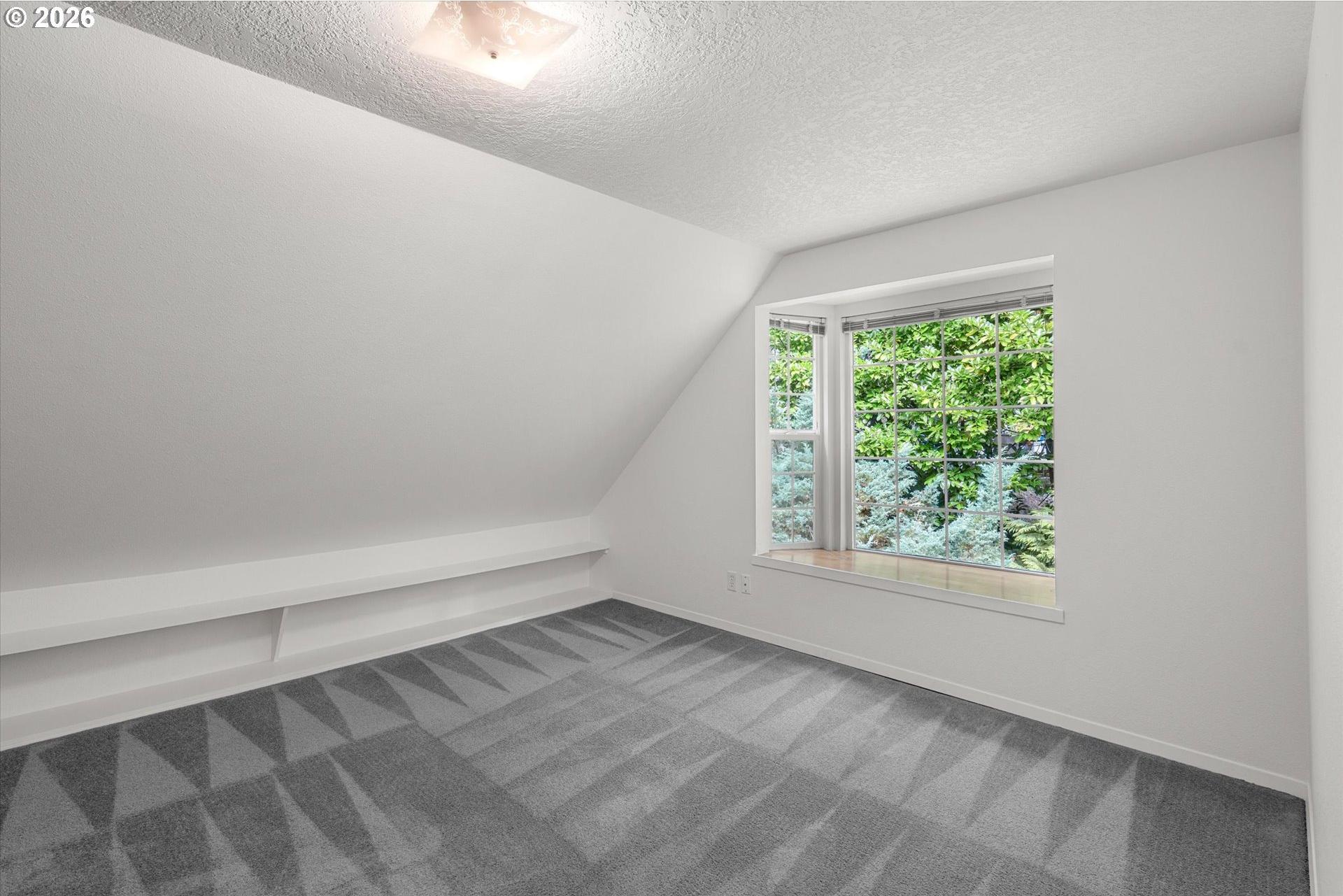 10744 Southwest Lancaster Road Portland, OR 97219 - Photo 31 of 48 Bedroom
