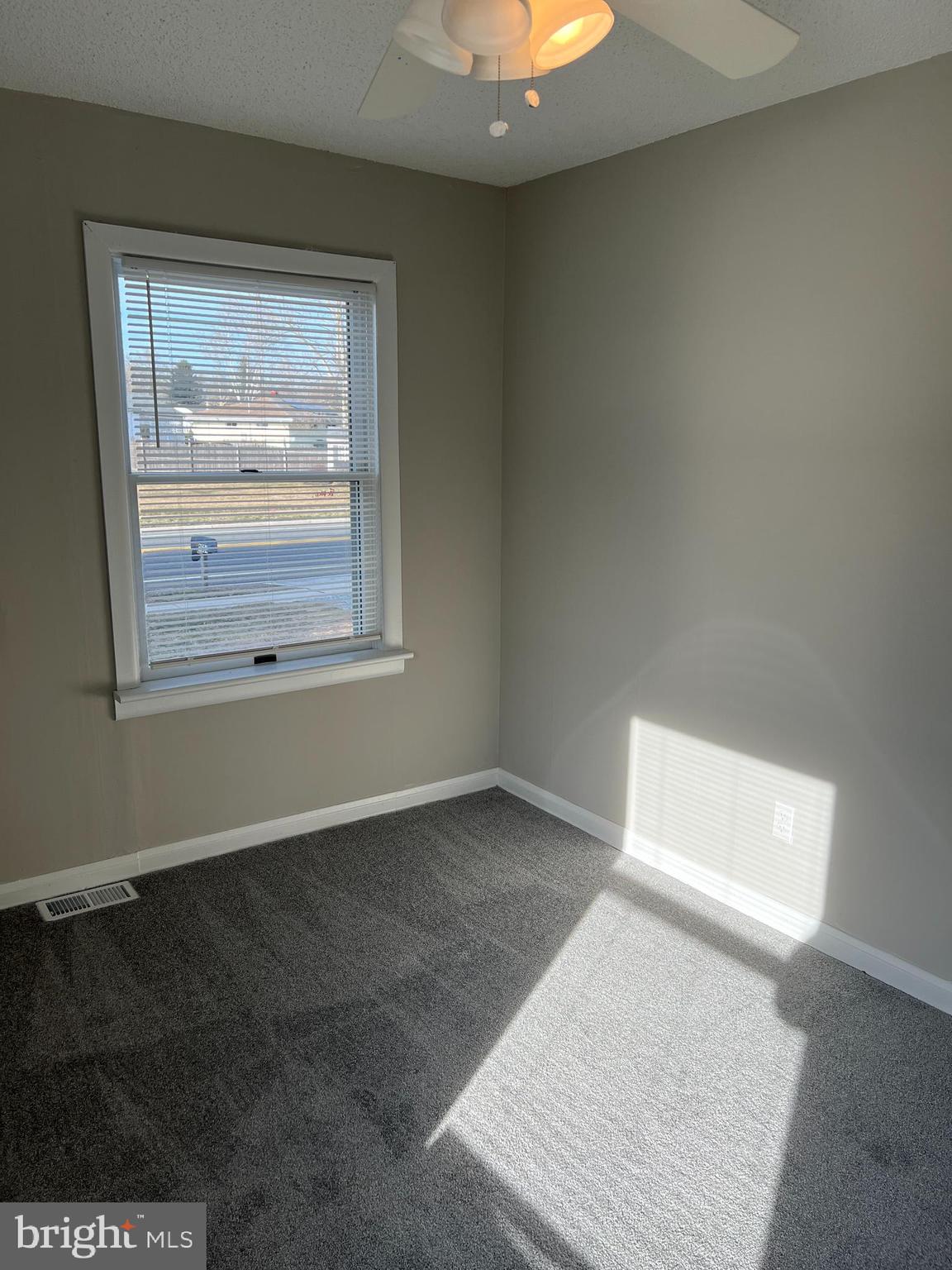 1604 Columbus Road Burlington, NJ 08016 - Photo 28 of 32