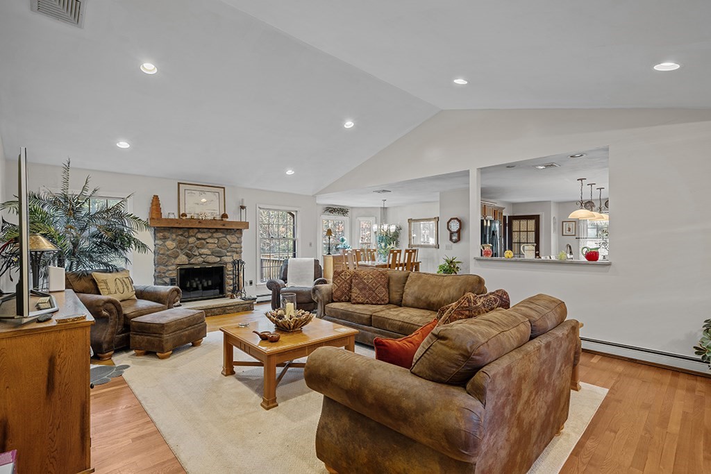 14 Rebecca Road Assonet, MA 02702 - Photo 7 of 14