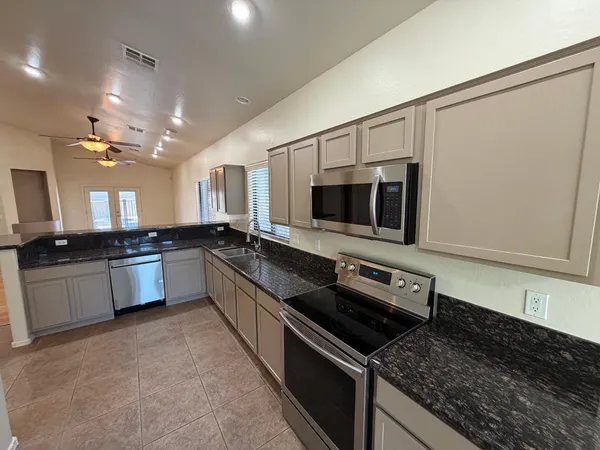 $2,500 | 5233 East Carmel Avenue, Mesa, AZ 85206