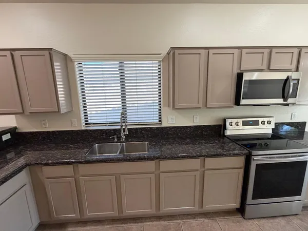 $2,500 | 5233 East Carmel Avenue, Mesa, AZ 85206