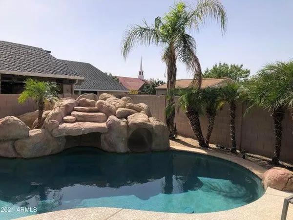 $2,500 | 5233 East Carmel Avenue, Mesa, AZ 85206