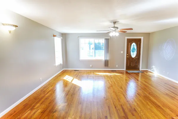 $234,900 | 4064 East 175 North, Knox, IN 46534