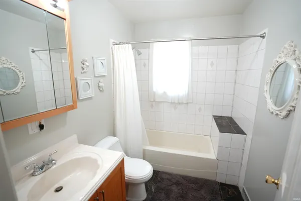 $234,900 | 4064 East 175 North, Knox, IN 46534