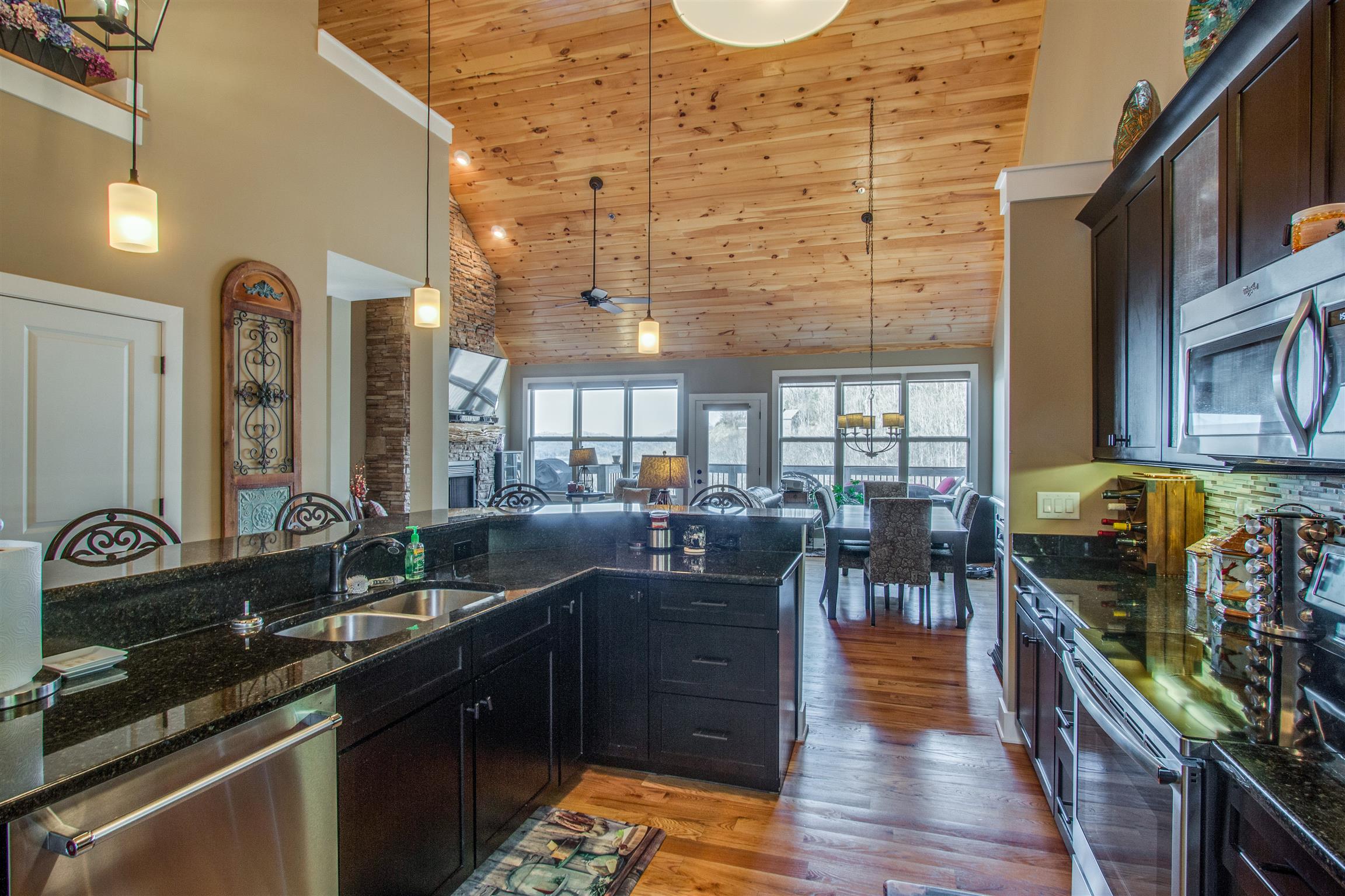 320 Floating Mill Road, Unit 320 Silver Point, TN 38582 - Photo 11 of 30