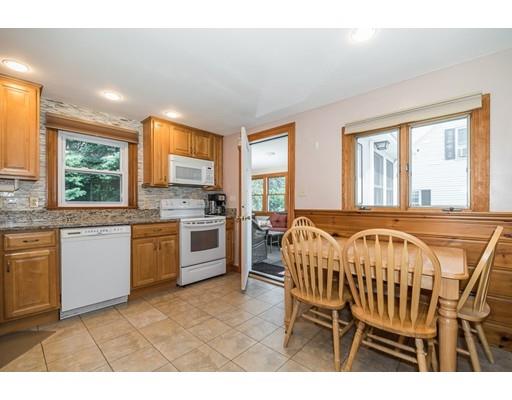 24 Loris Road Peabody, MA 01960 - Photo 4 of 24 Gallery Image 4