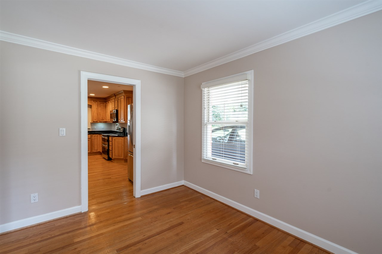 916 Merwin Road Raleigh, NC 27606 - Photo 8 of 29 Photo 8