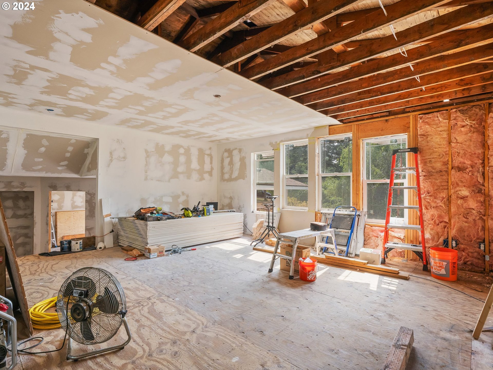 17258 South North End Road Oregon City, OR 97045 - Photo 11 of 47 Gallery Image 11
