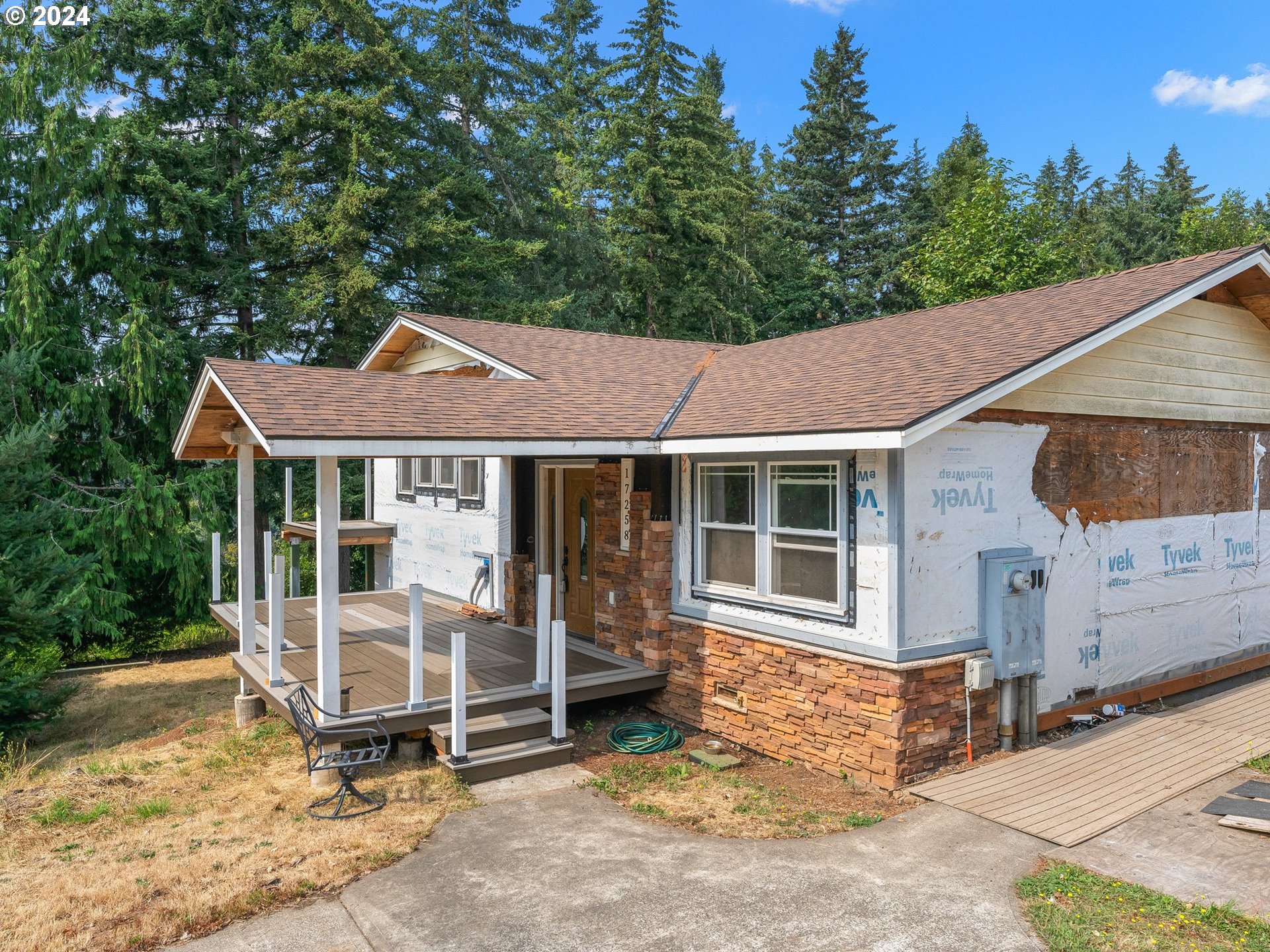 17258 South North End Road Oregon City, OR 97045 - Photo 4 of 47 Gallery Image 4
