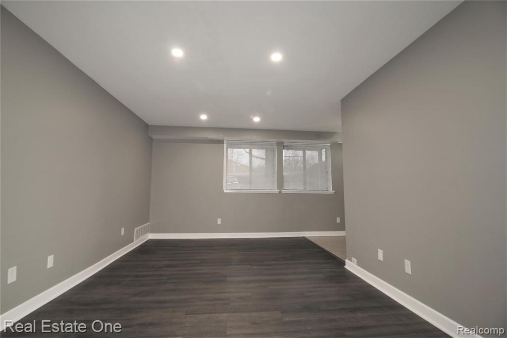 30060 Twelve Mile Road, Unit 88 Farmington, MI 48334 - Photo 3 of 20