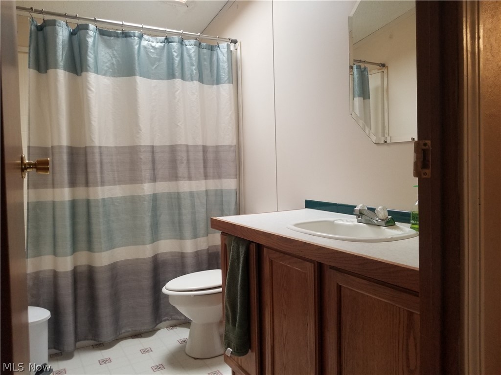 2927 Sheffield Road Ashtabula, OH 44004 - Photo 15 of 19