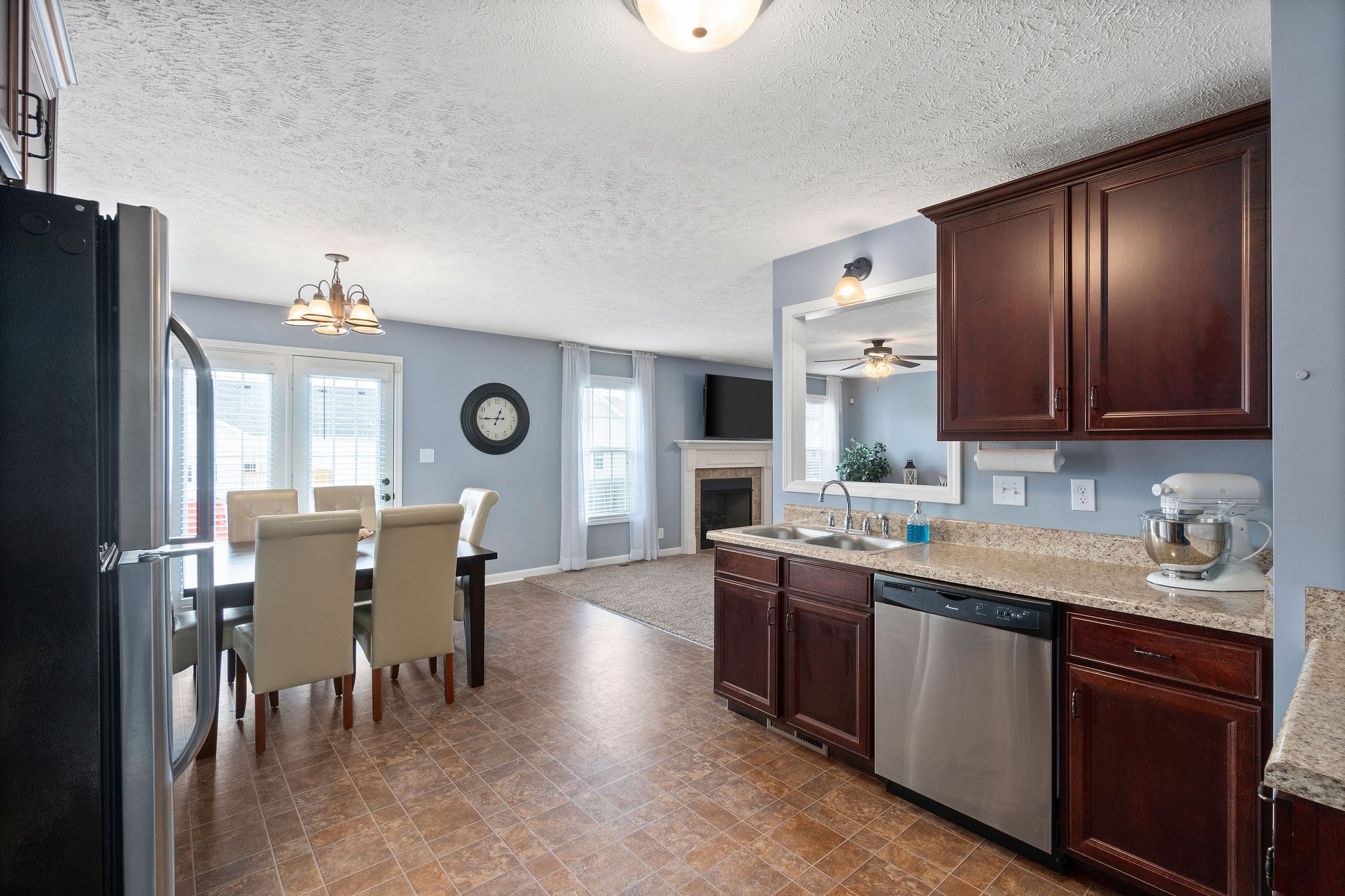 3743 Suiter Road Clarksville, TN 37040 - Photo 13 of 32 a kitchen with lots of counter top space and dining table