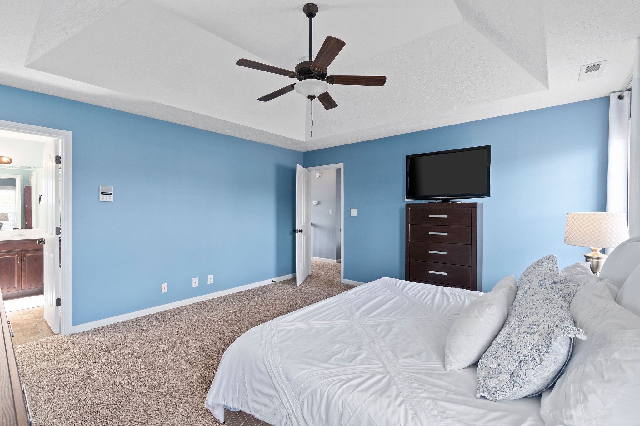 3743 Suiter Road Clarksville, TN 37040 - Photo 18 of 32 a bedroom with a bed and a television