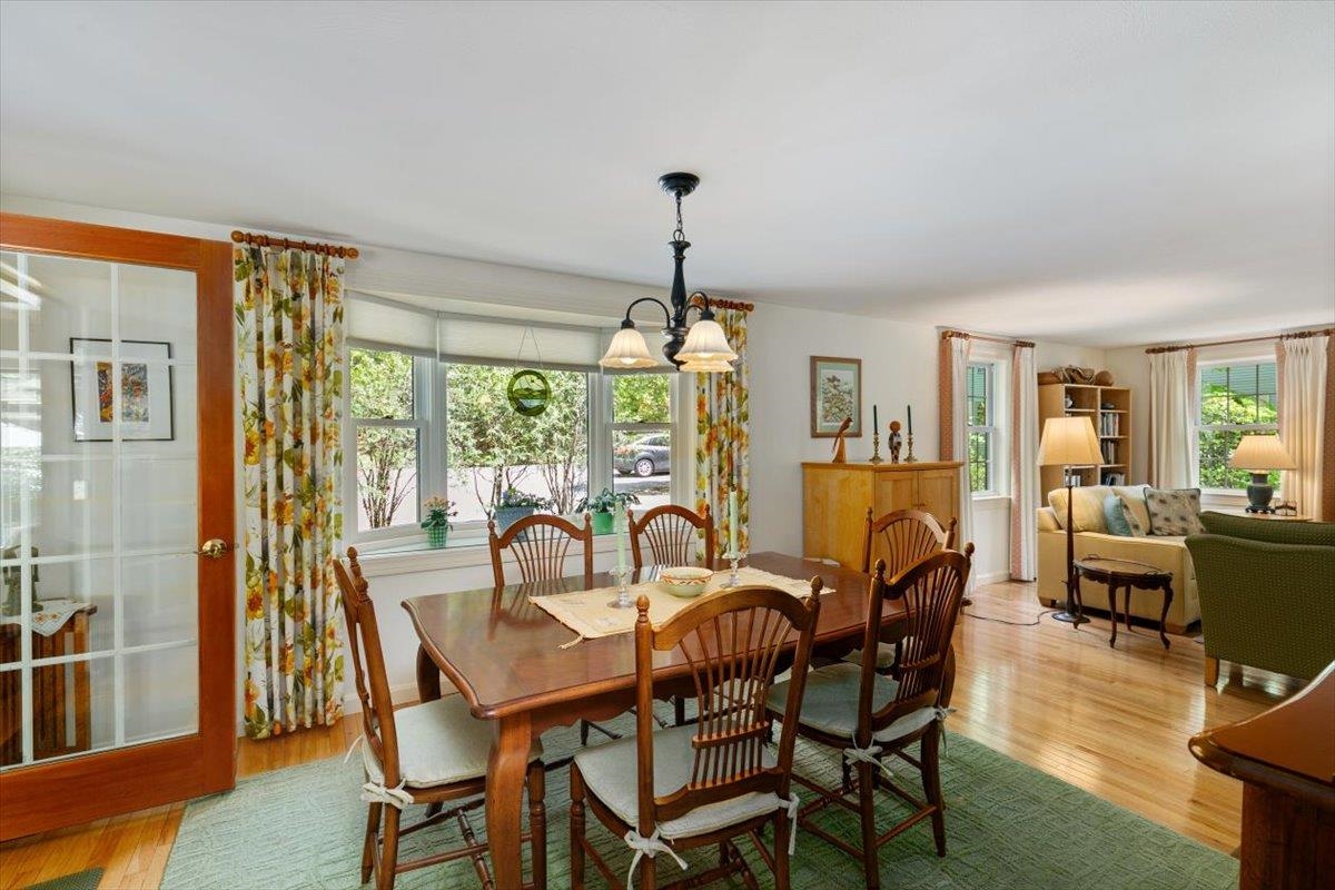 7 Coach Road Exeter, NH 03833 - Photo 6 of 34