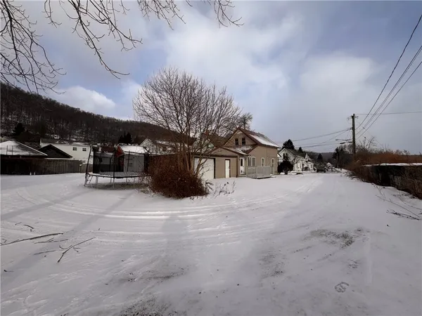 $58,900 | 74 Sherman Street, Bradford, PA 16701