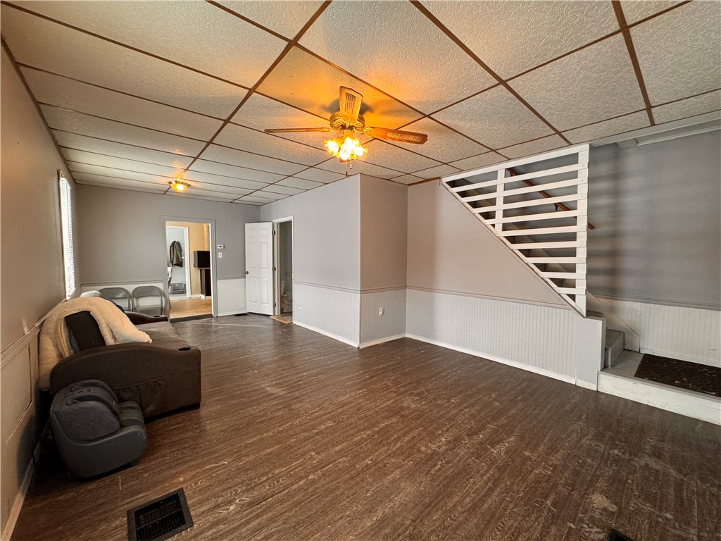 74 Sherman Street Bradford, PA 16701 - Photo 5 of 21 Spacious living room