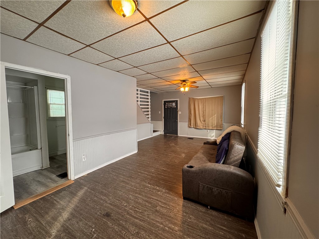 74 Sherman Street Bradford, PA 16701 - Photo 6 of 21 Spacious living room