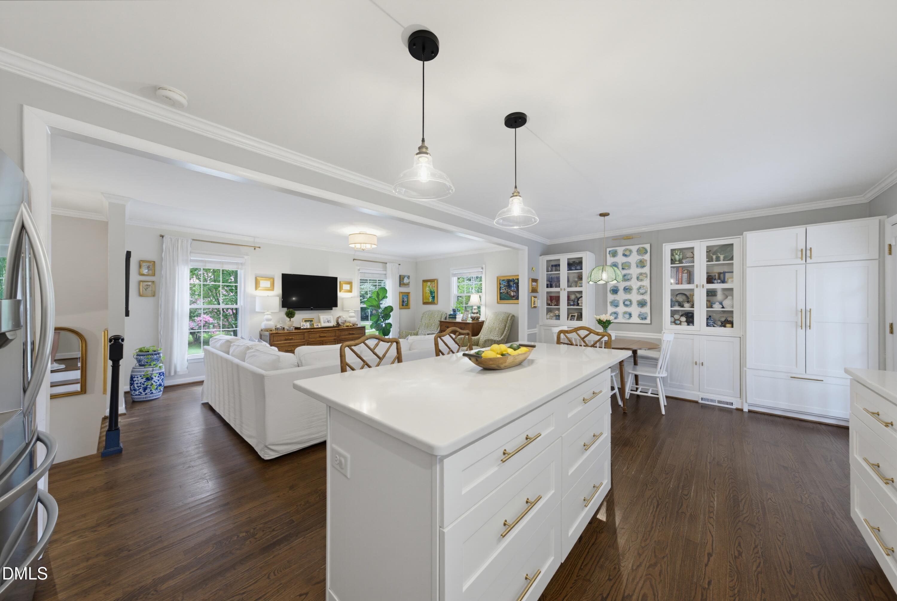 419 East Rowan Street Raleigh, NC 27609 - Photo 12 of 48 DSC05451