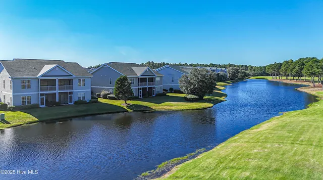 $269,900 | 908 Great Egret Circle Southwest, Unit 3, Sunset Beach, NC 28468