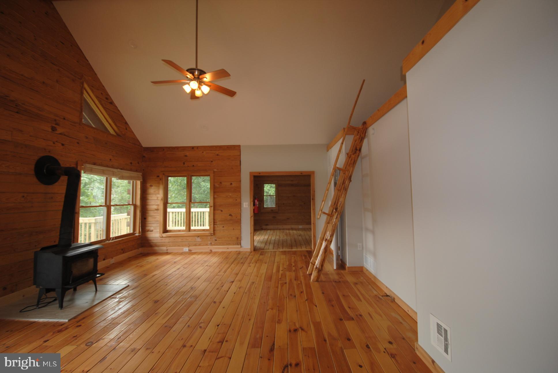 651 Knob Road Gore, VA 22637 - Photo 12 of 30 Living Room