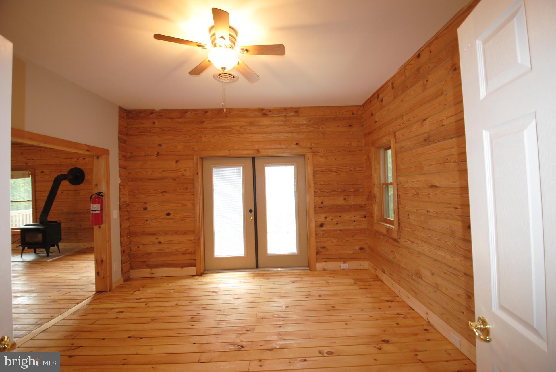 651 Knob Road Gore, VA 22637 - Photo 17 of 30 Office