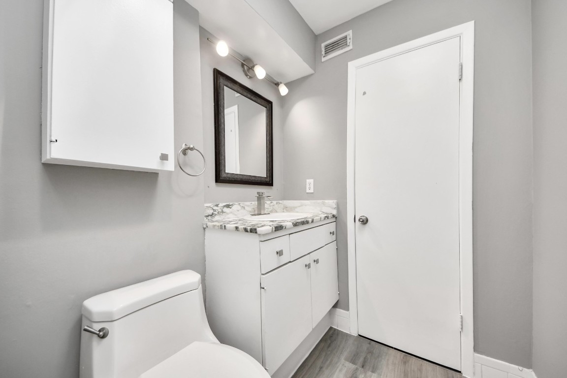 6311 Riverview Way Houston, TX 77057 - Photo 16 of 32