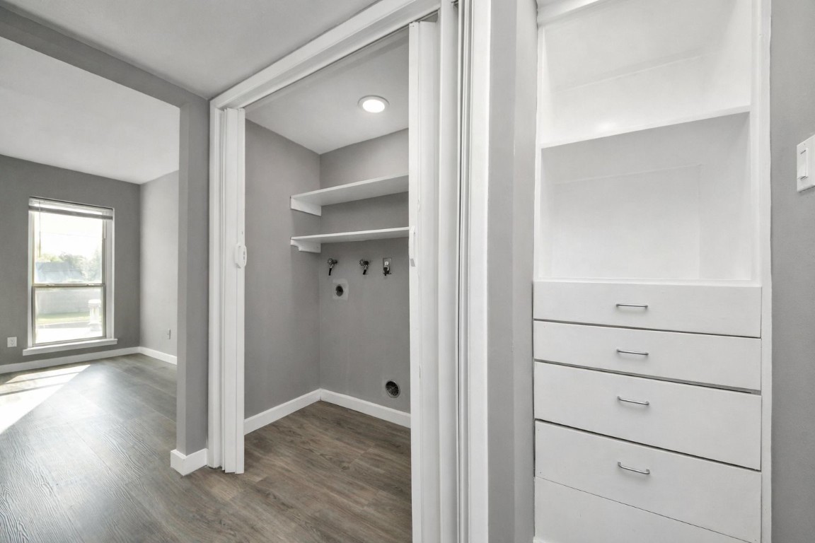 6311 Riverview Way Houston, TX 77057 - Photo 17 of 32 Washer and dryer connections with ample storage.