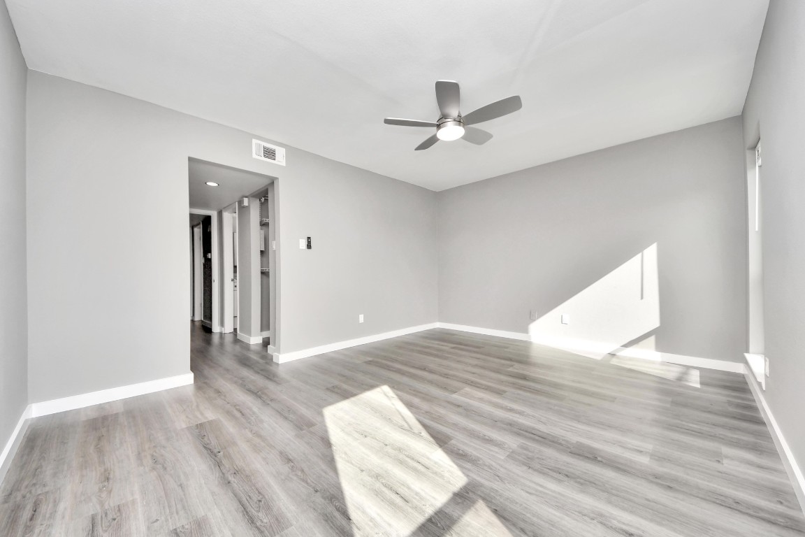 6311 Riverview Way Houston, TX 77057 - Photo 20 of 32