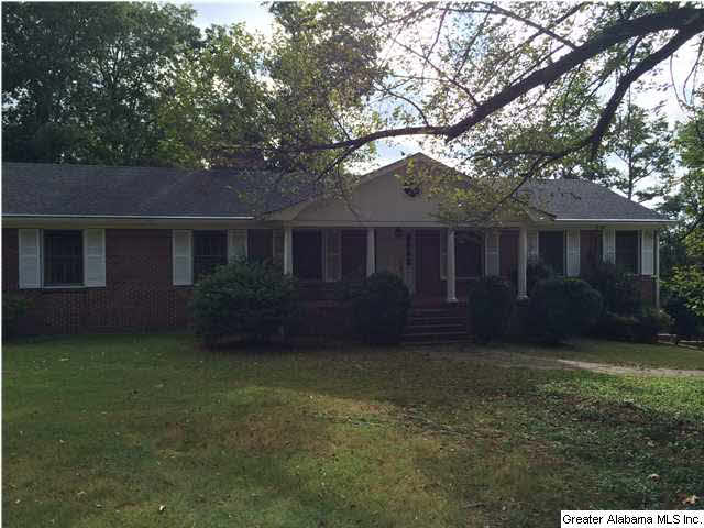 3505 Crosshill Road Mountain Brook, AL 35223 - Photo 2 of 17