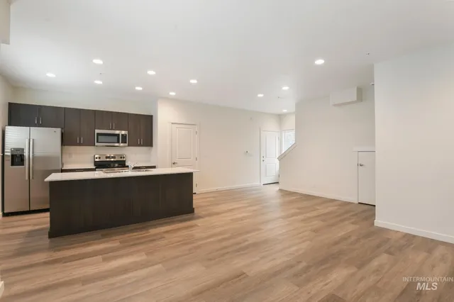 $1,168,899 | 6726 West Overland Road, Boise, ID 83709